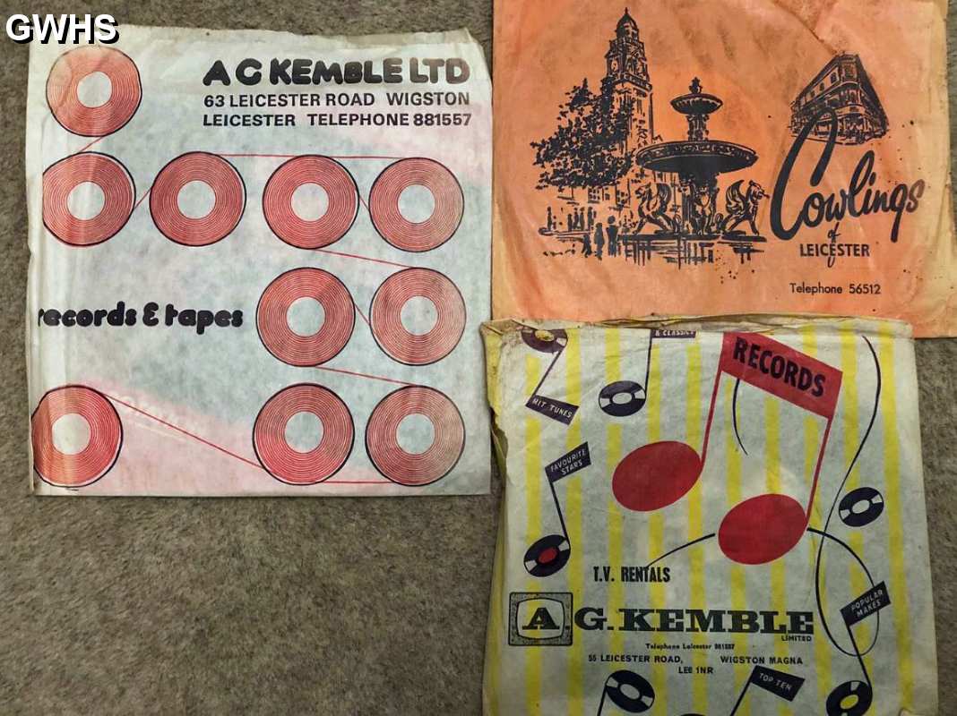 35-558 A G Kemble paper bags from the Leicester Road Wigston shop