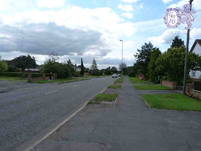 23-431 Welford Road Wigston Magna looking towards the cemetery Aug 2013