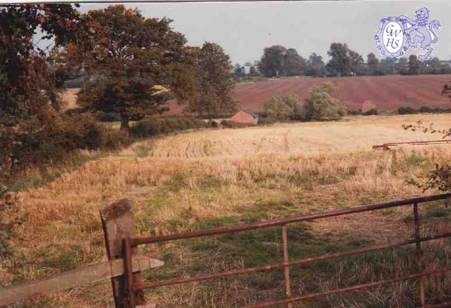 29-631 Welford Road Wigston Magna 1982 looking over Will Forryan's land which became Wigston Harcourt