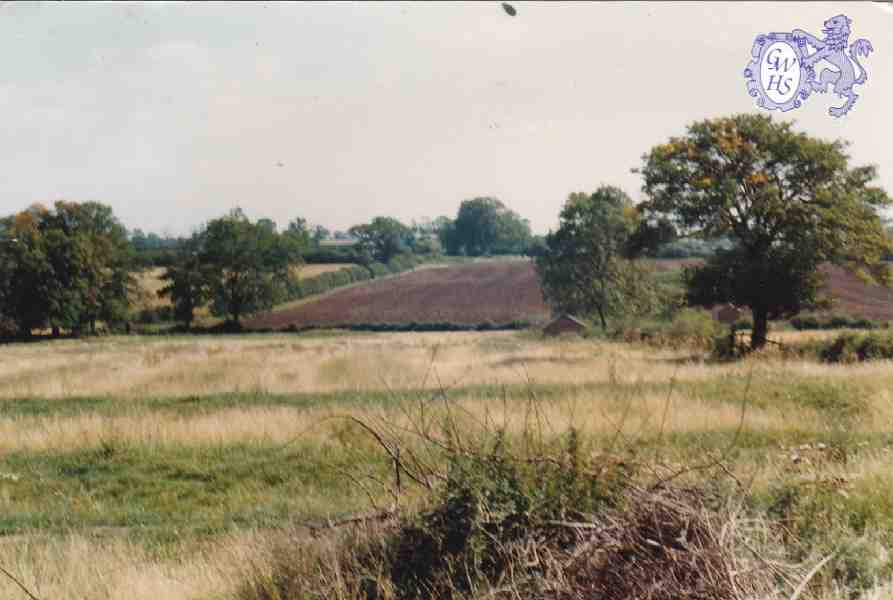 29-633 Welford Road Wigston Magna 1982 looking over Will Forryan's land which became Wigston Harcourt anoramic
