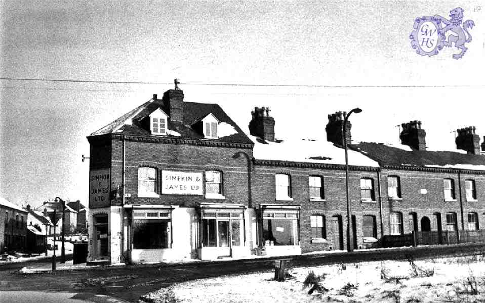 30-914 Right hand corner of Welford Rd and Newton Lane looking from Moat St..Mid 1960s